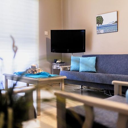 Annita Court Block B, Apt6 أيا نابا المظهر الخارجي الصورة